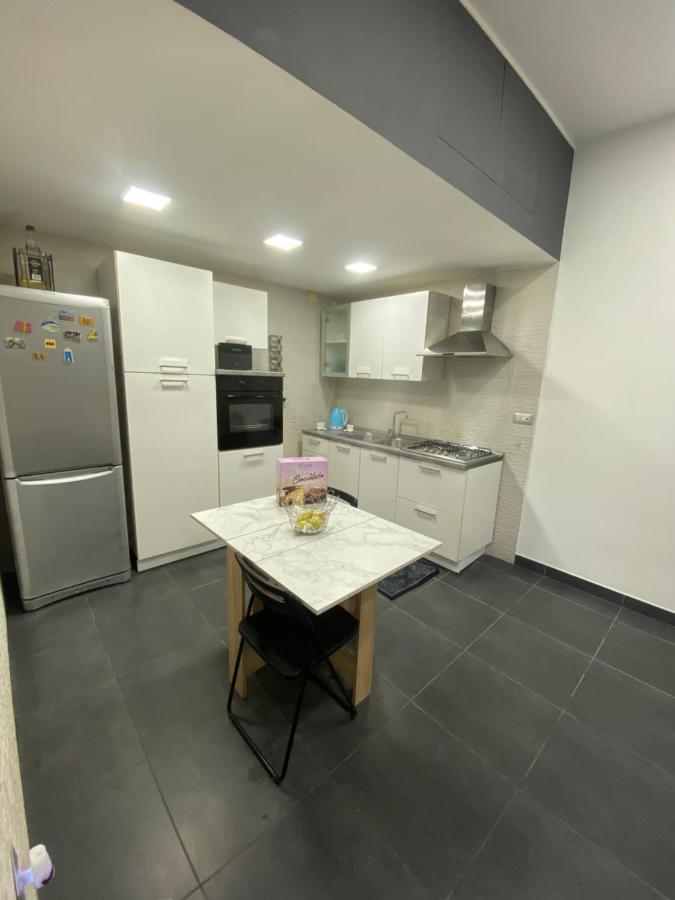 Napoli Centro Casa Con Due Camere E Cucina Dış mekan fotoğraf